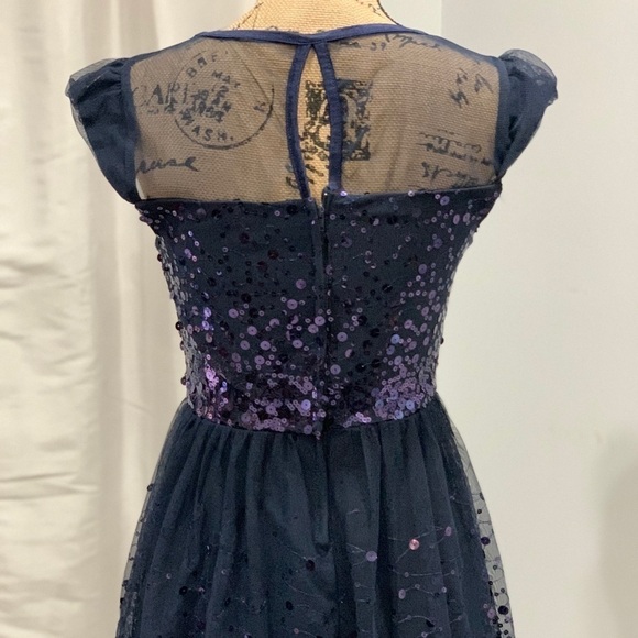 Delia cap sleeve sequined dress size 5 - Picture 6 of 8